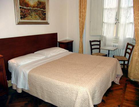 Double Room,705360343:JPEG