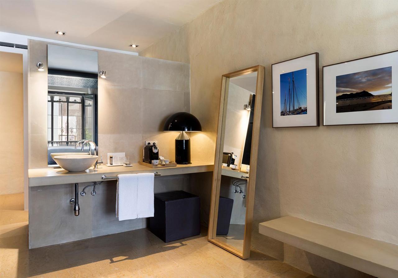 Deluxe Double Room Views