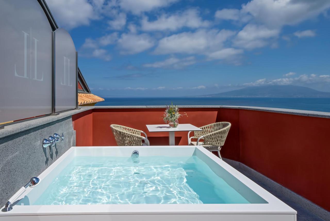 Junior Suite Terrace & Sea View