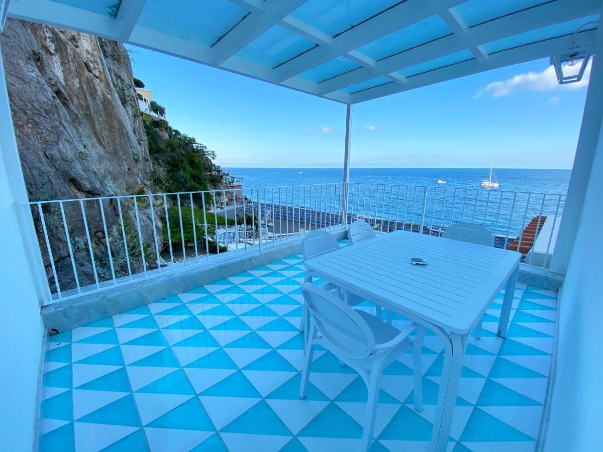 King Suite Sea View