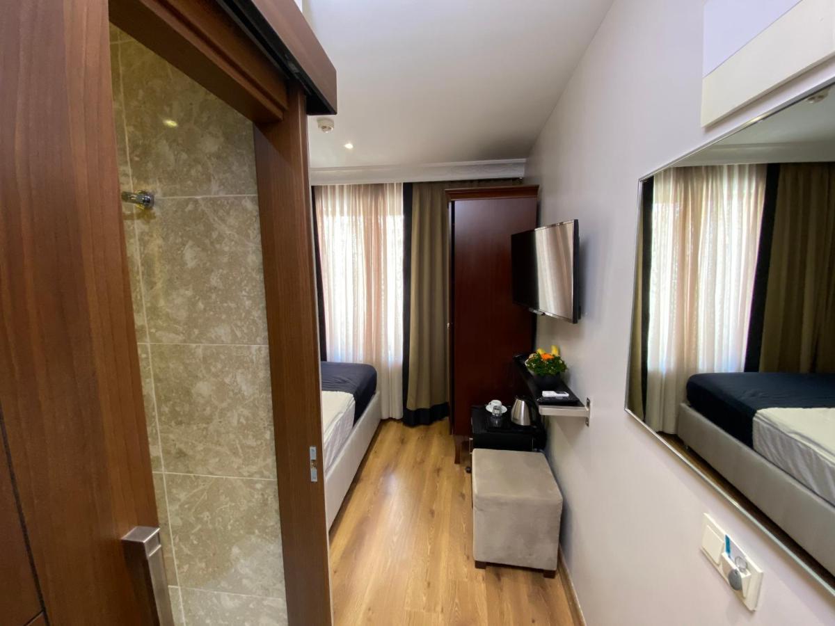 Deluxe Single Room,1216489258:JPEG