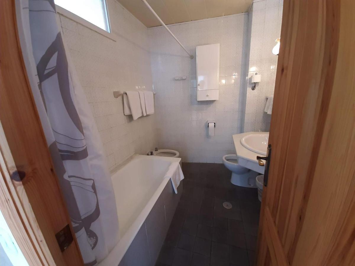 Standaard Tweepersoonskamer met 1 of 2 Bedden en Uitzicht op Zee