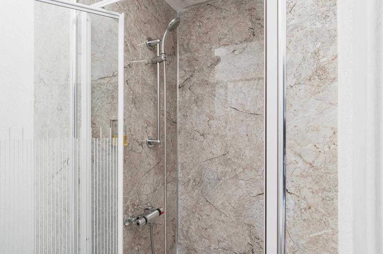En Suite Petite Double Room