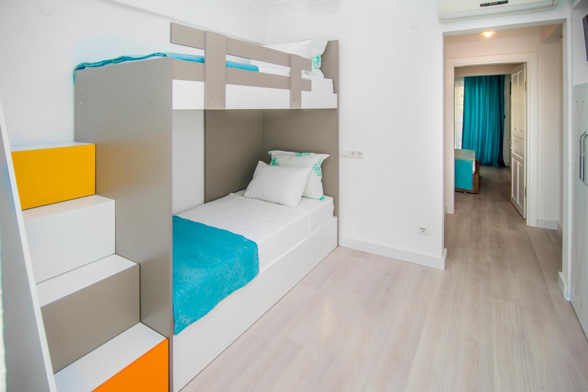 Family Connection Bunk Bed