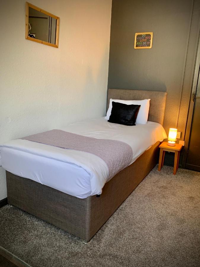 Single Room External Bathroom