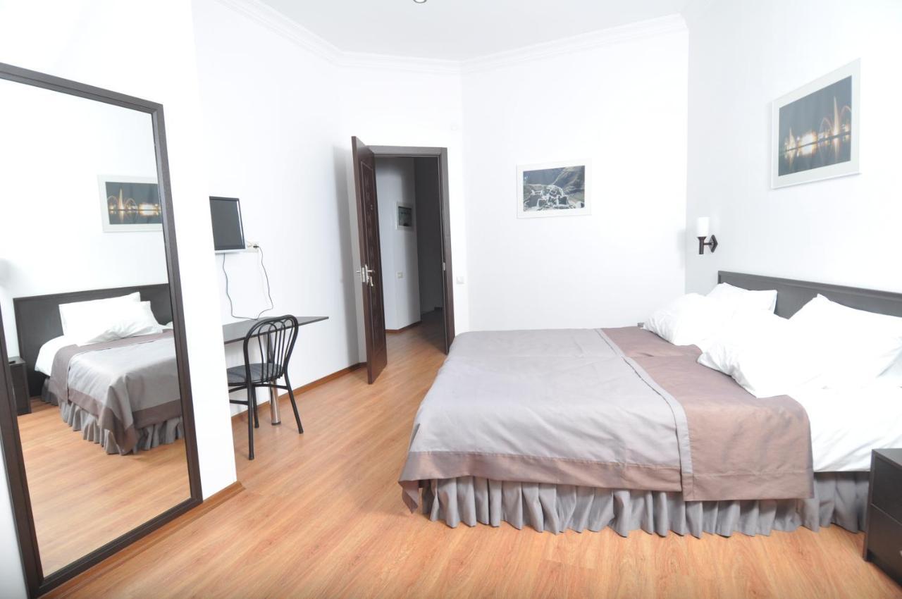 Standard Double or Twin Room City View