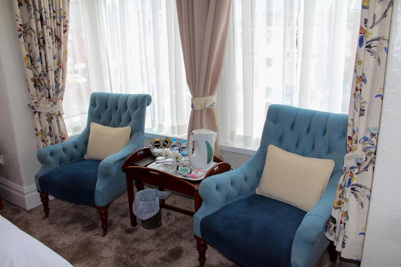 Deluxe Double or Twin Room Sea View