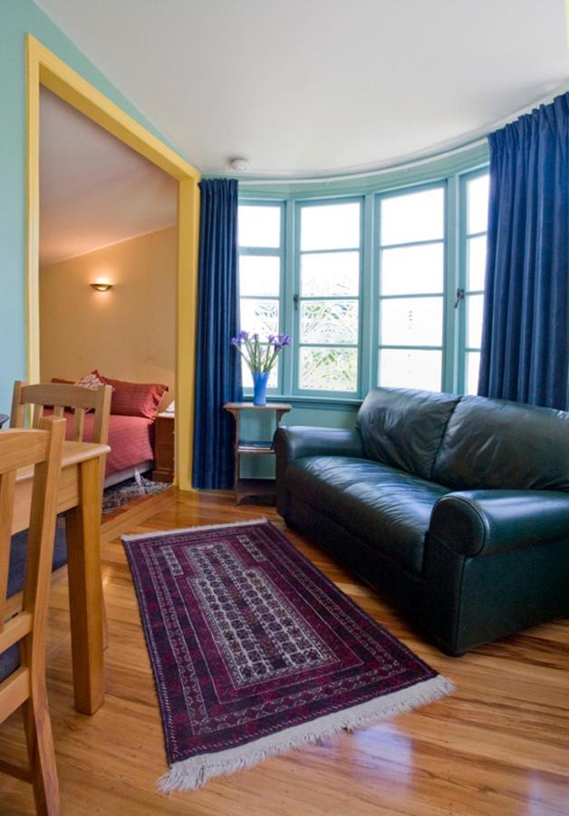 Courtyard Queen Studio