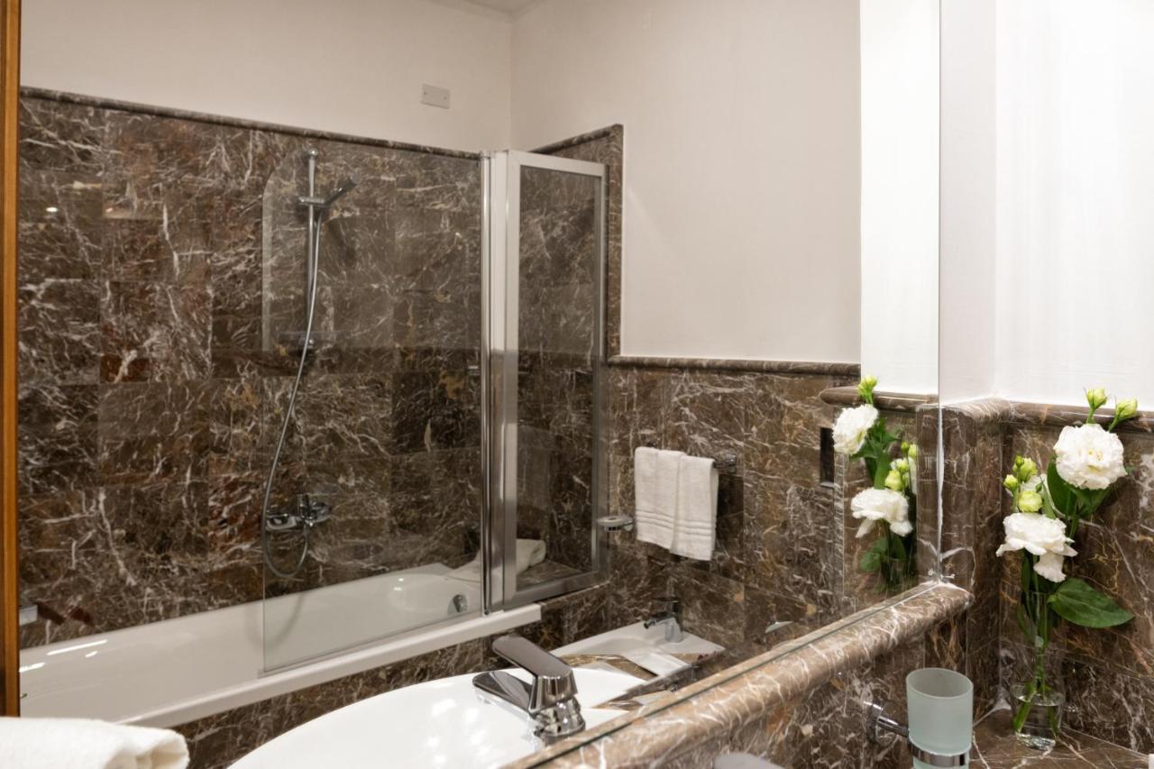 Classic Single Room