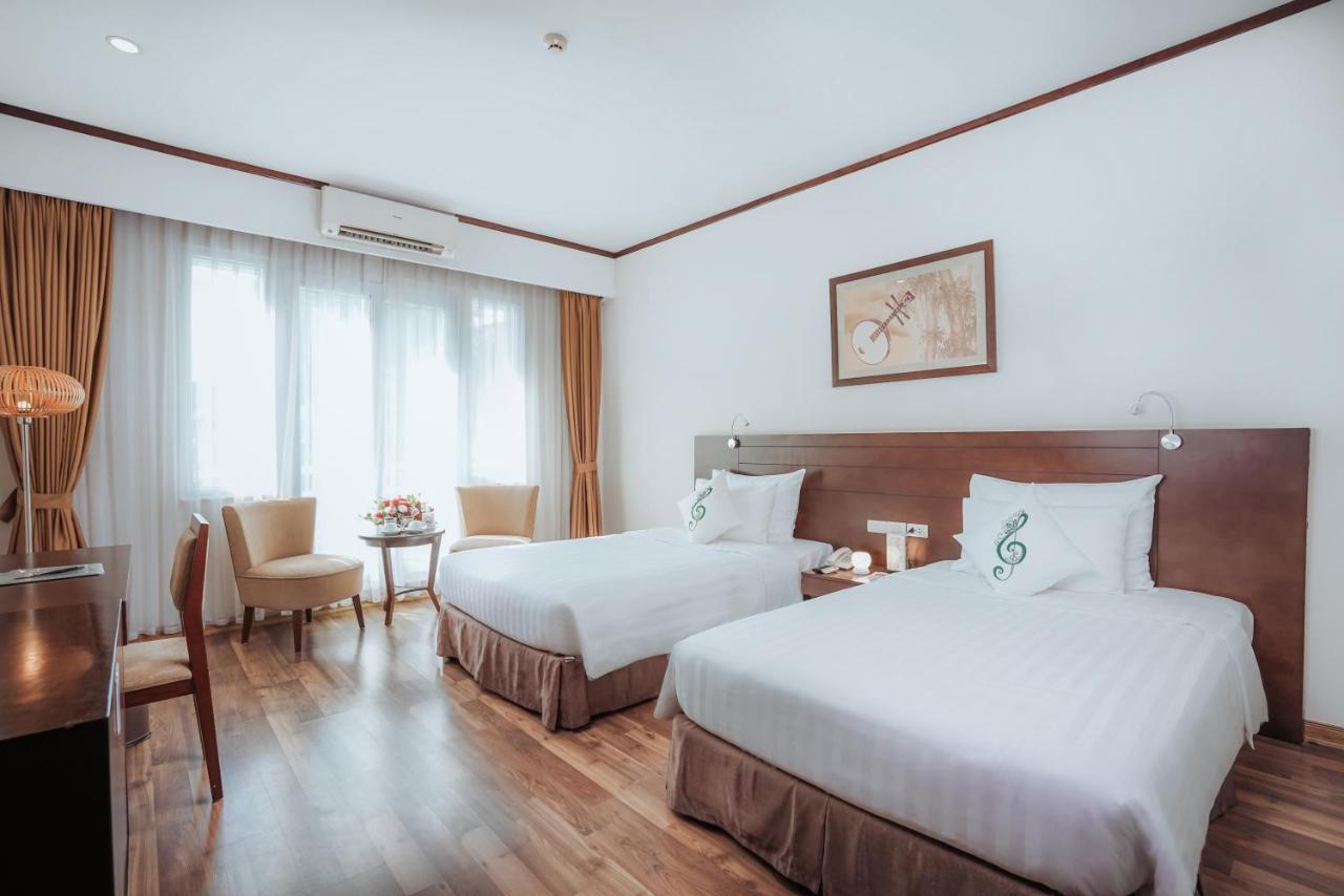 Deluxe Double or Twin Room City View