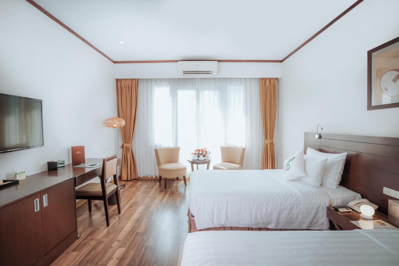 Deluxe Double or Twin Room City View