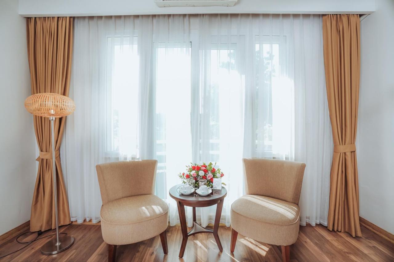 Deluxe Double or Twin Room City View
