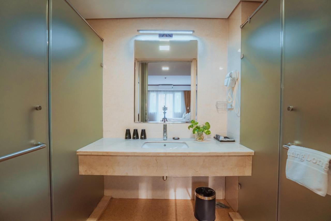 Deluxe Triple Room Balcony