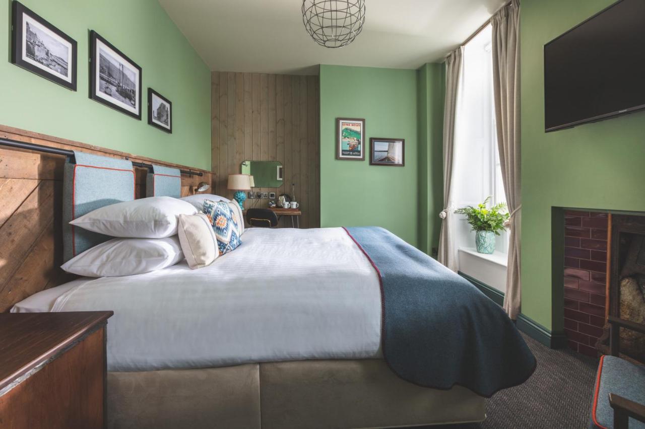 Deluxe Double or Twin Room Sea View