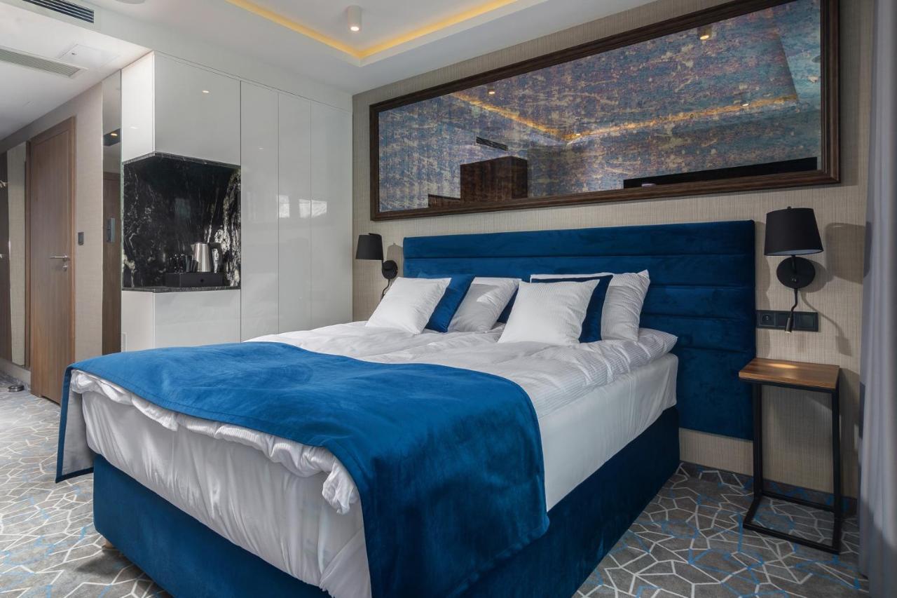 Luxe Kamer met 1 of 2 Bedden en Balkon