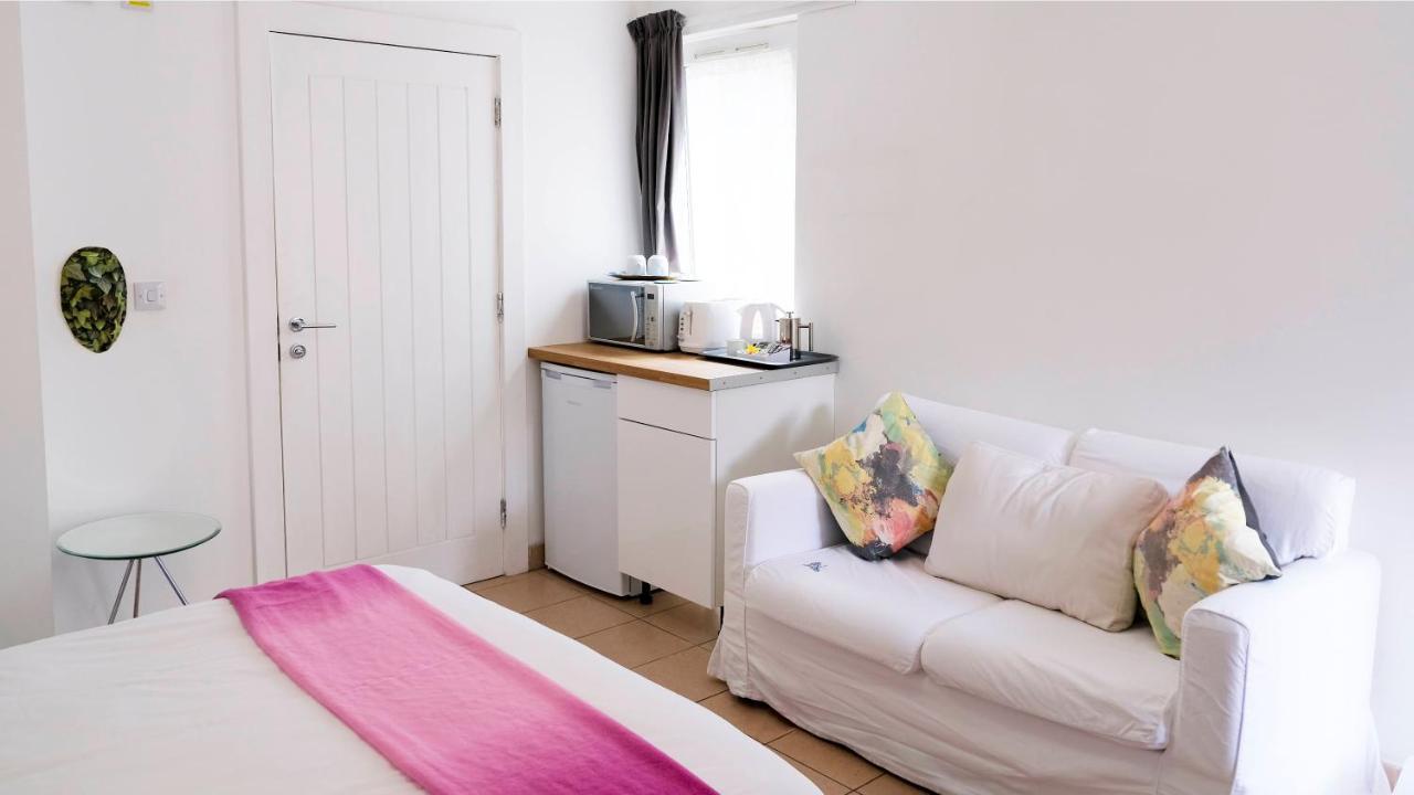 Double Room Private Entrance