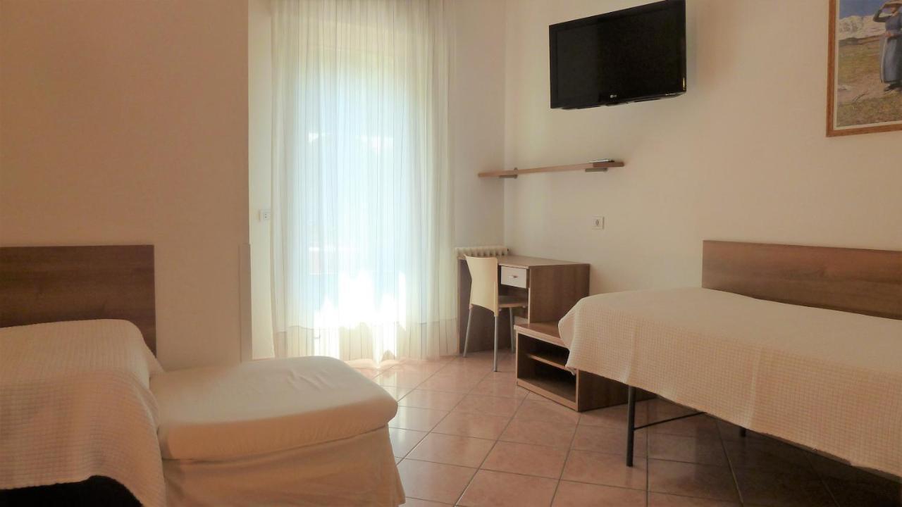 Chambre Lits Jumeaux avec Balcon et Vue sur la Montagne