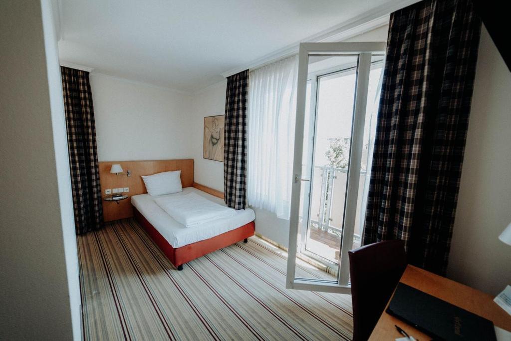 Comfort Single Room