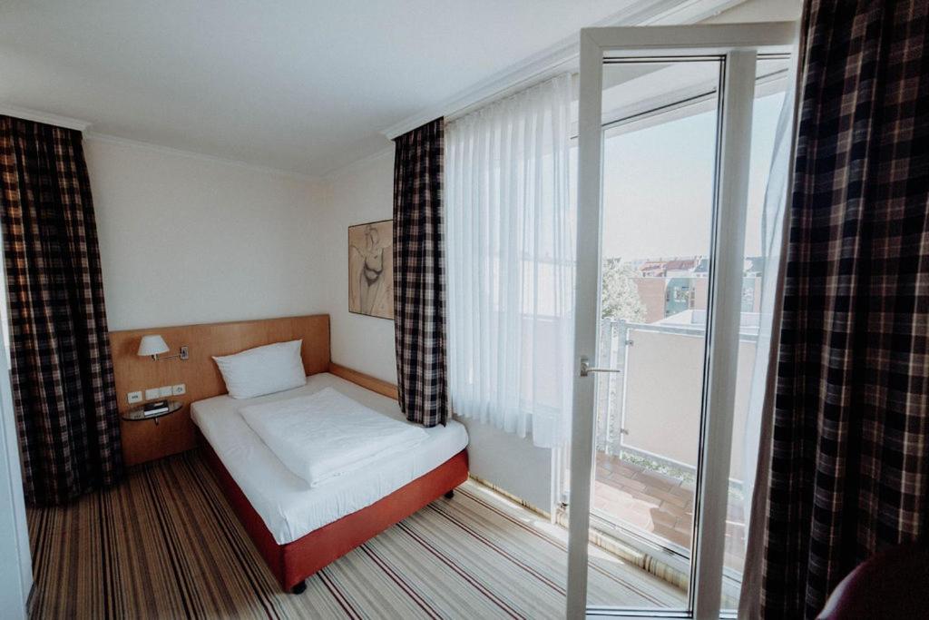 Comfort Single Room
