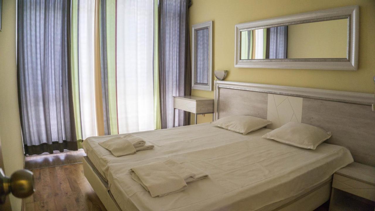 1-Bedroom Apartment Balcony