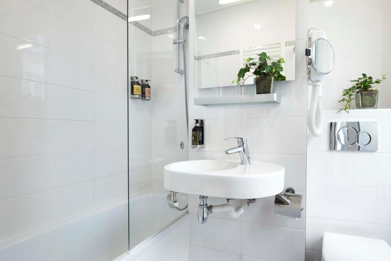 Quarto Superior com 2 Camas de Solteiro