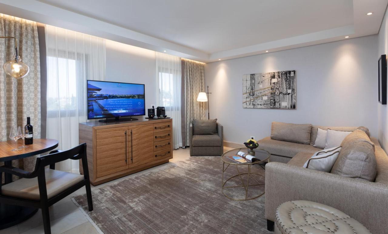 Quarto Família (2 Adultos + 2 Crianças)