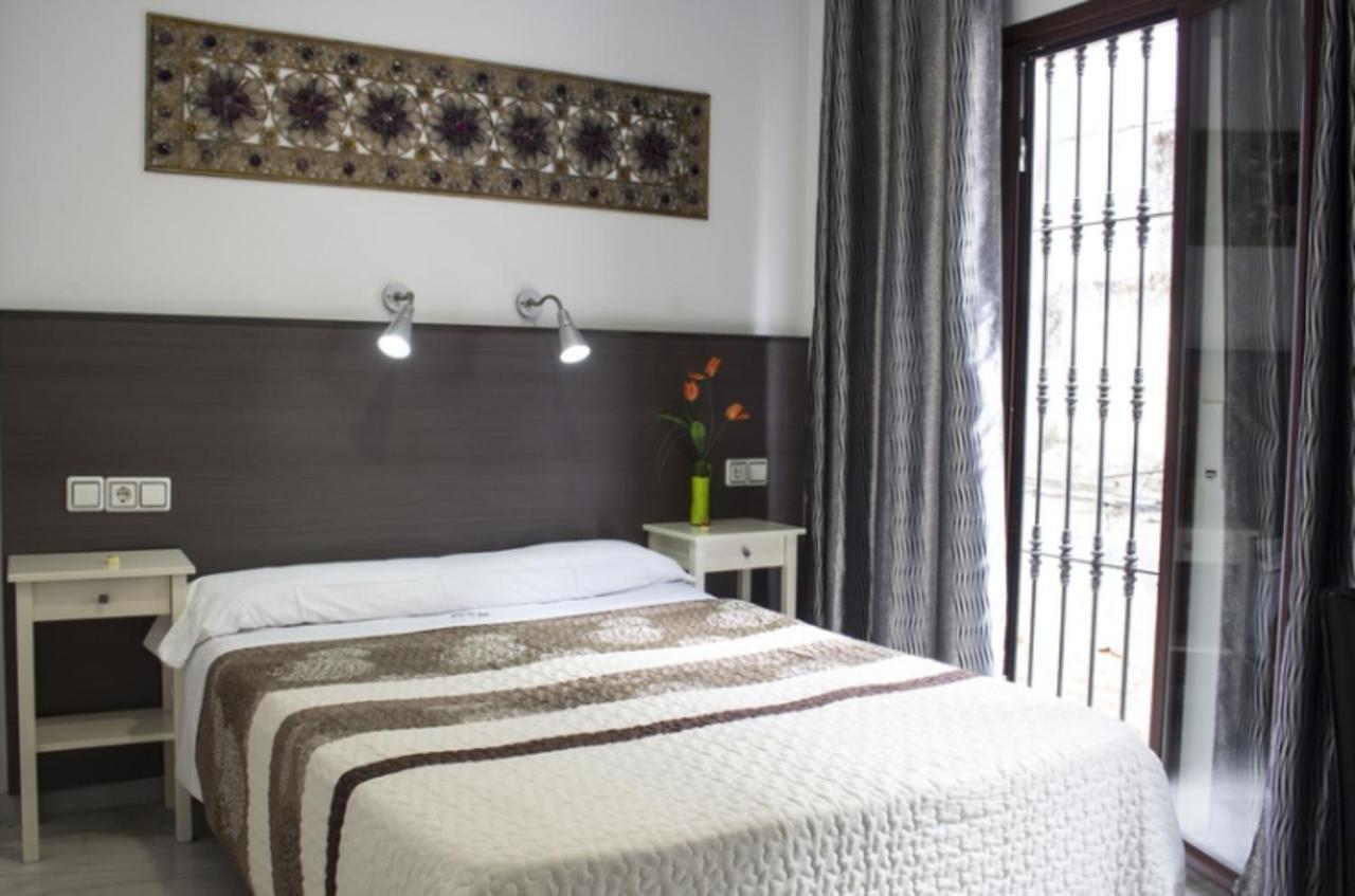 Single Room Private Bathroom