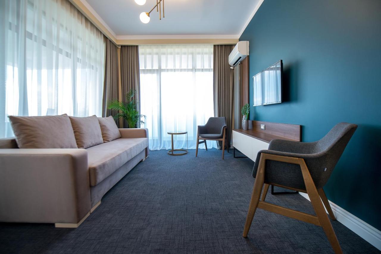 One-Bedroom Suite