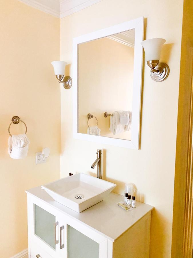Poet Suite