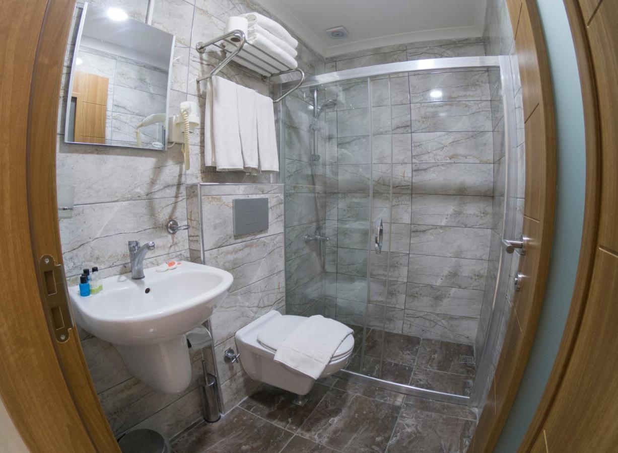 Economy Double or Twin Room