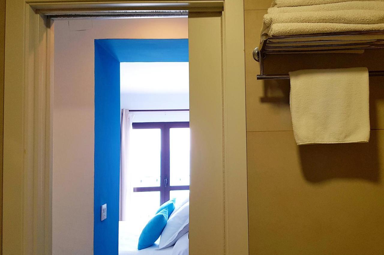 Double or Twin Room with Sea View