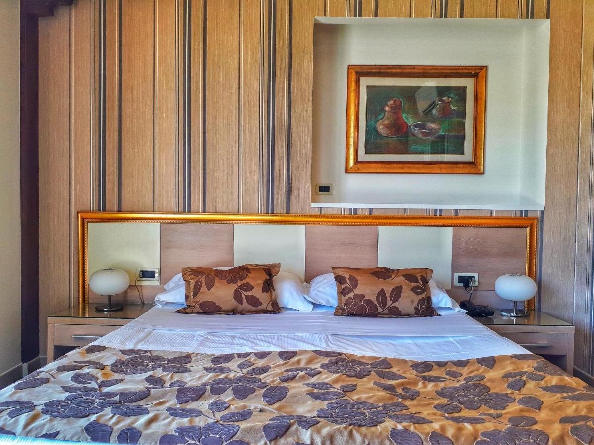 Deluxe Double Room Terrace