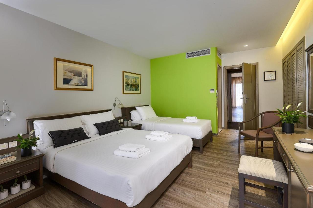 Deluxe Triple Room
