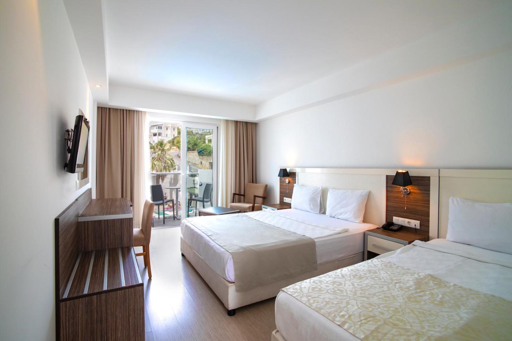 Standard Triple Room,1227033104:JPEG