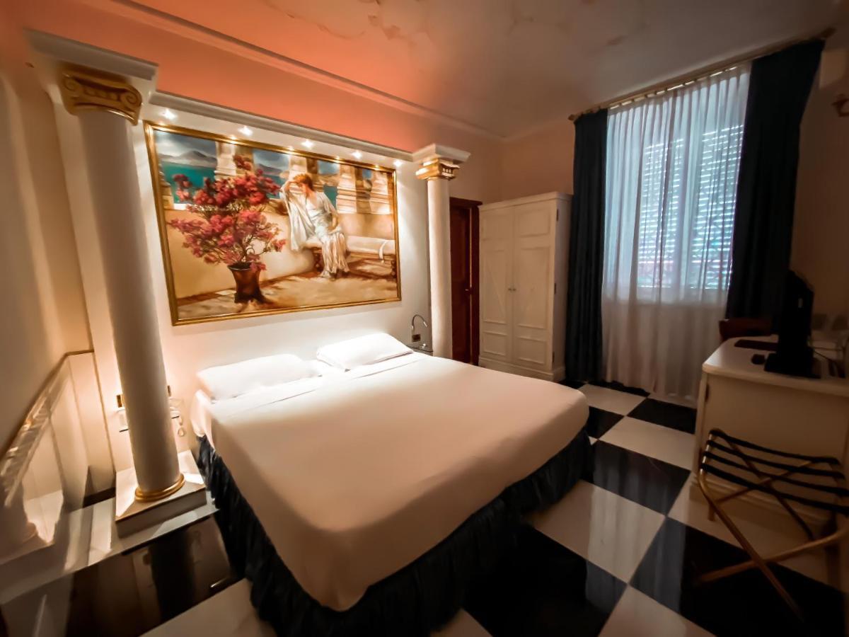 Deluxe Double Room,1437764872:JPEG