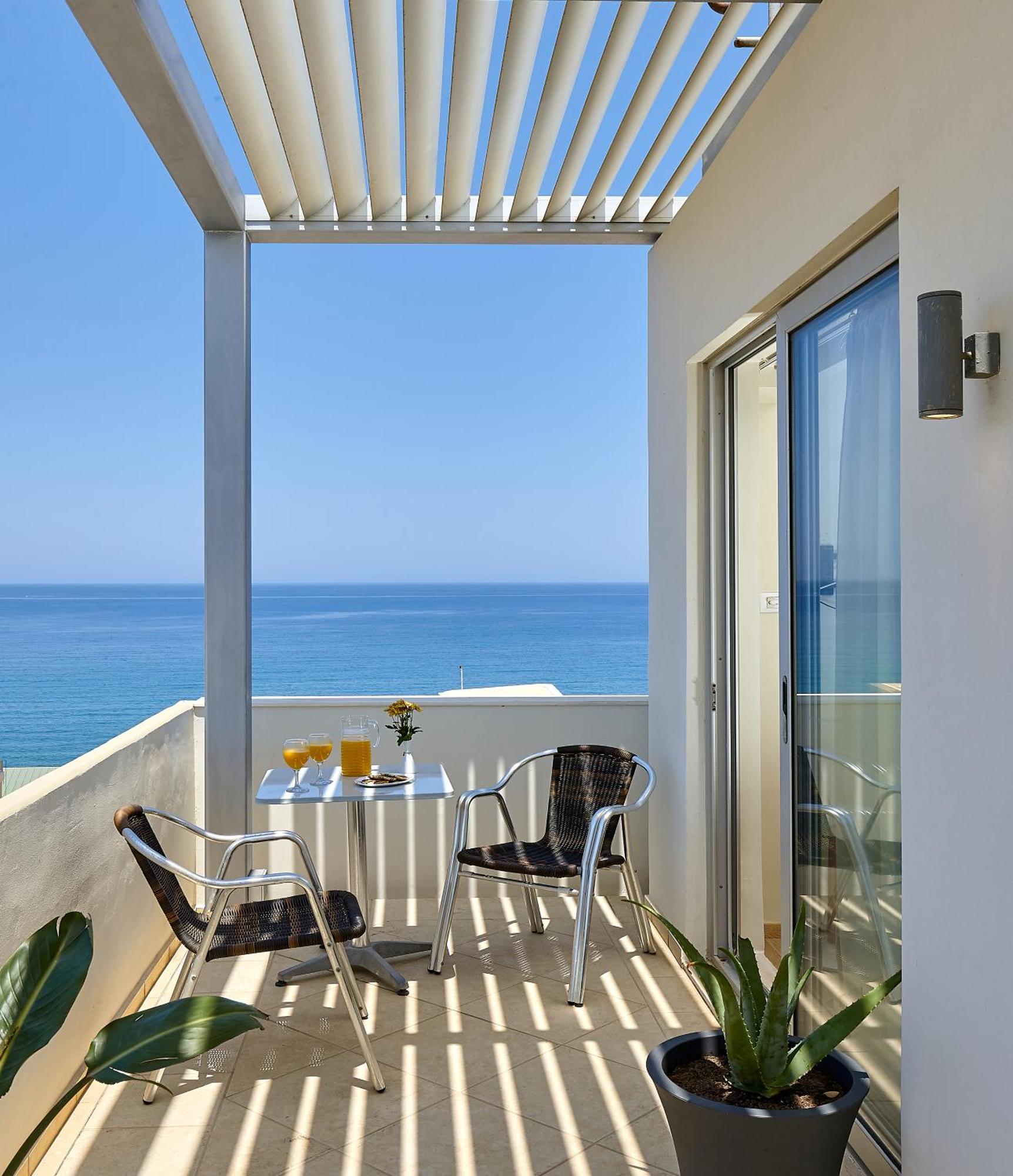 Executive Suite Sea View