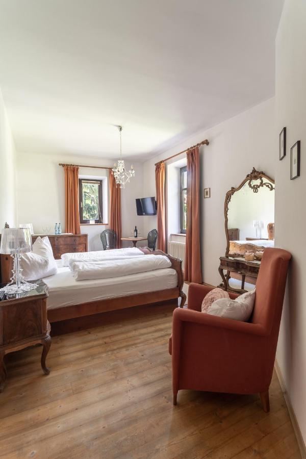 Double Room Mountain View