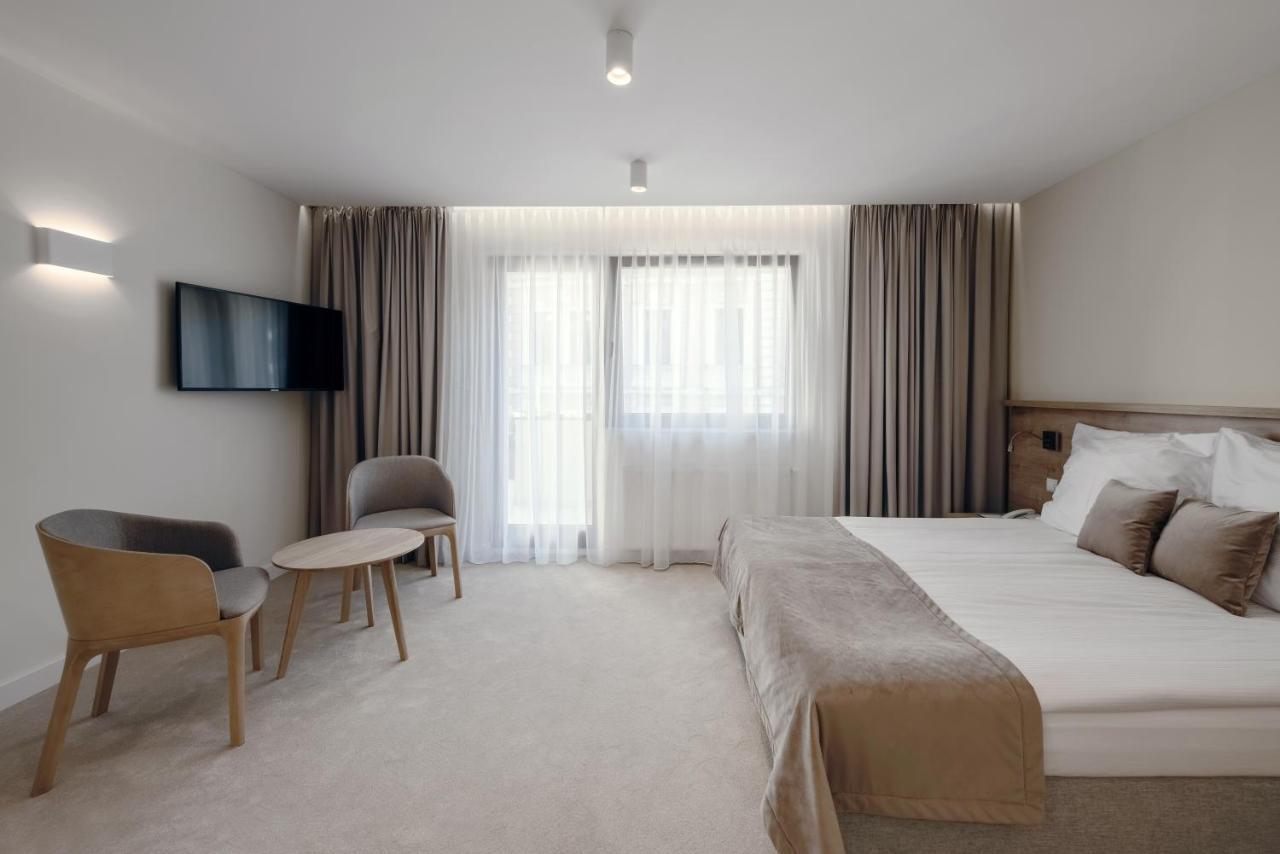 Double Room Balcony,1019698426:JPEG