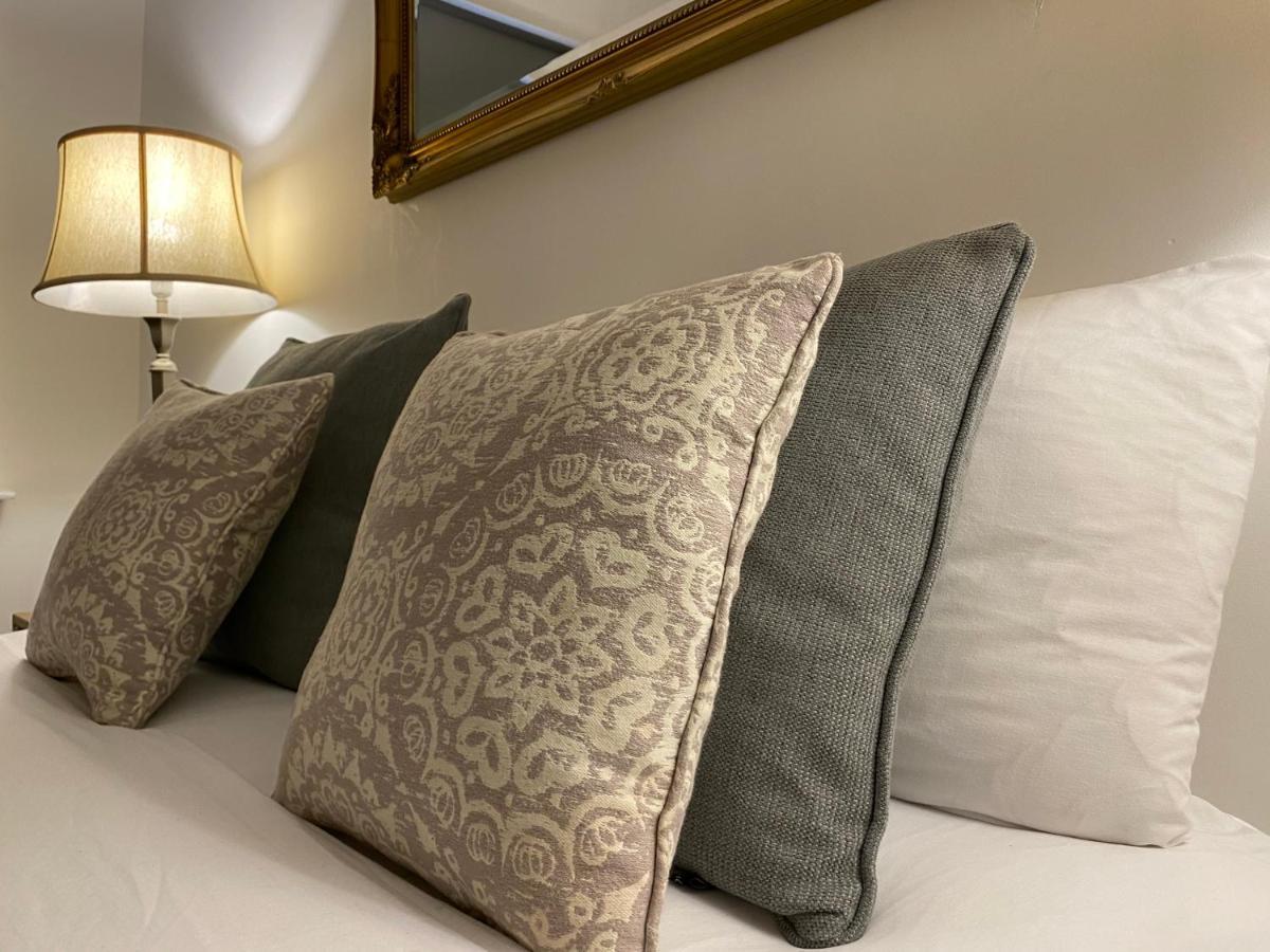 Deluxe Double Room Borthwick