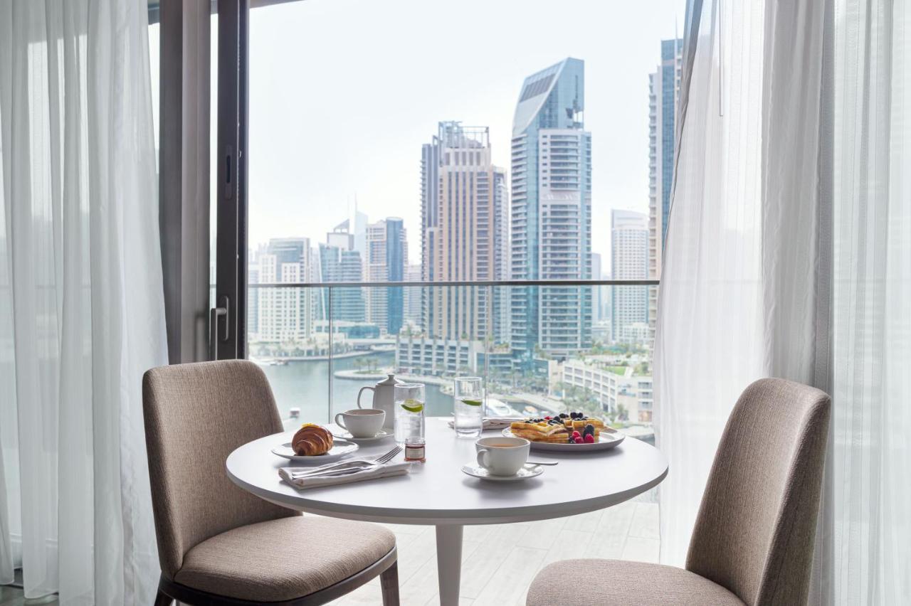 Premium Two Bedroom Suite Balcony & Marina View
