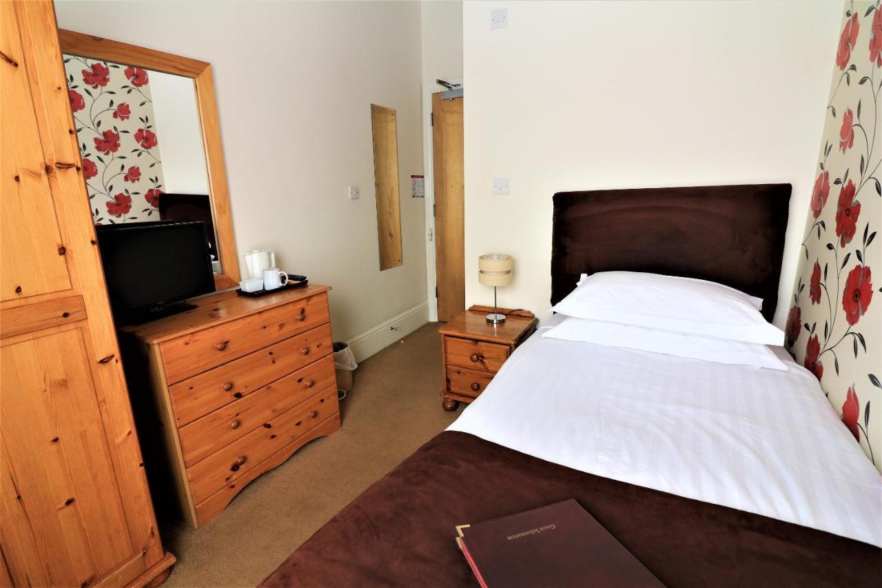 Standard Single Room