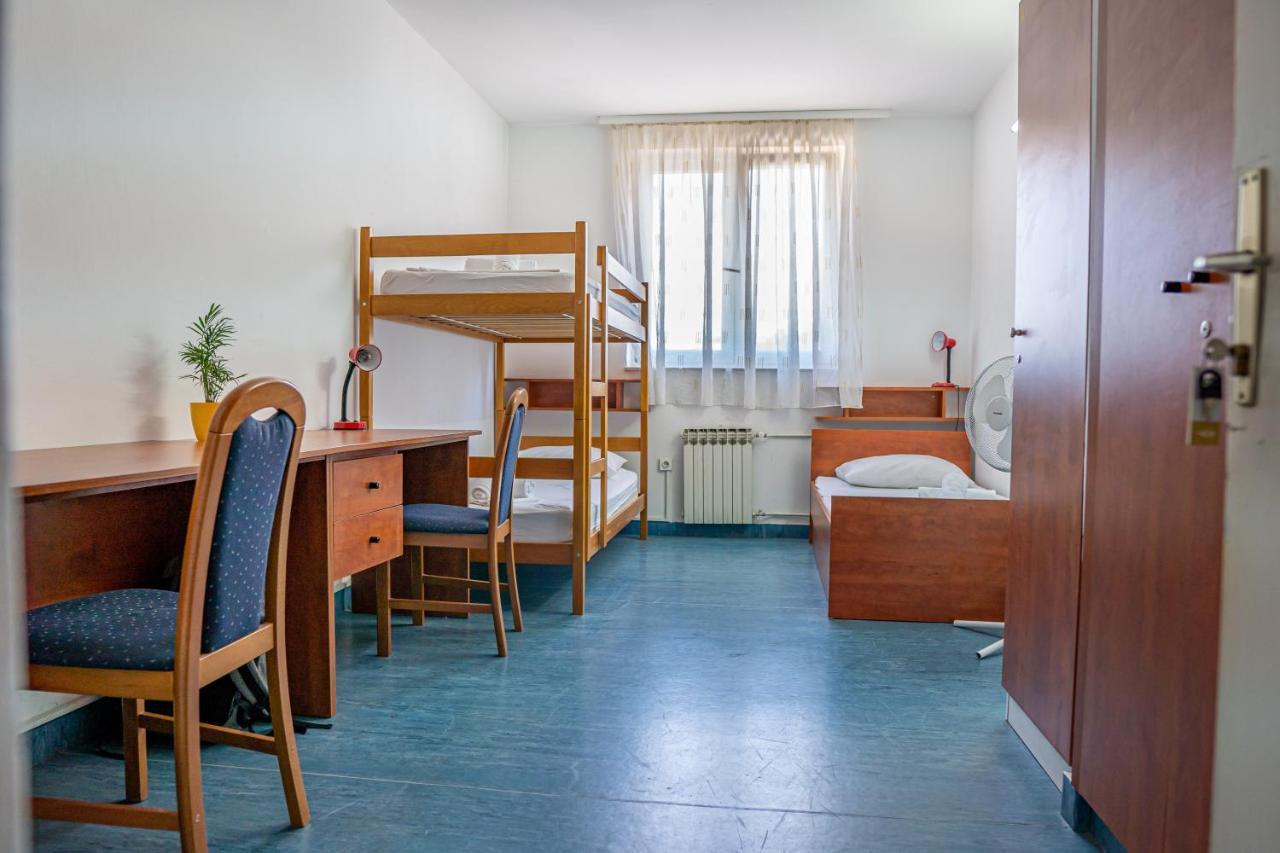 Triple Room Shared Toilet