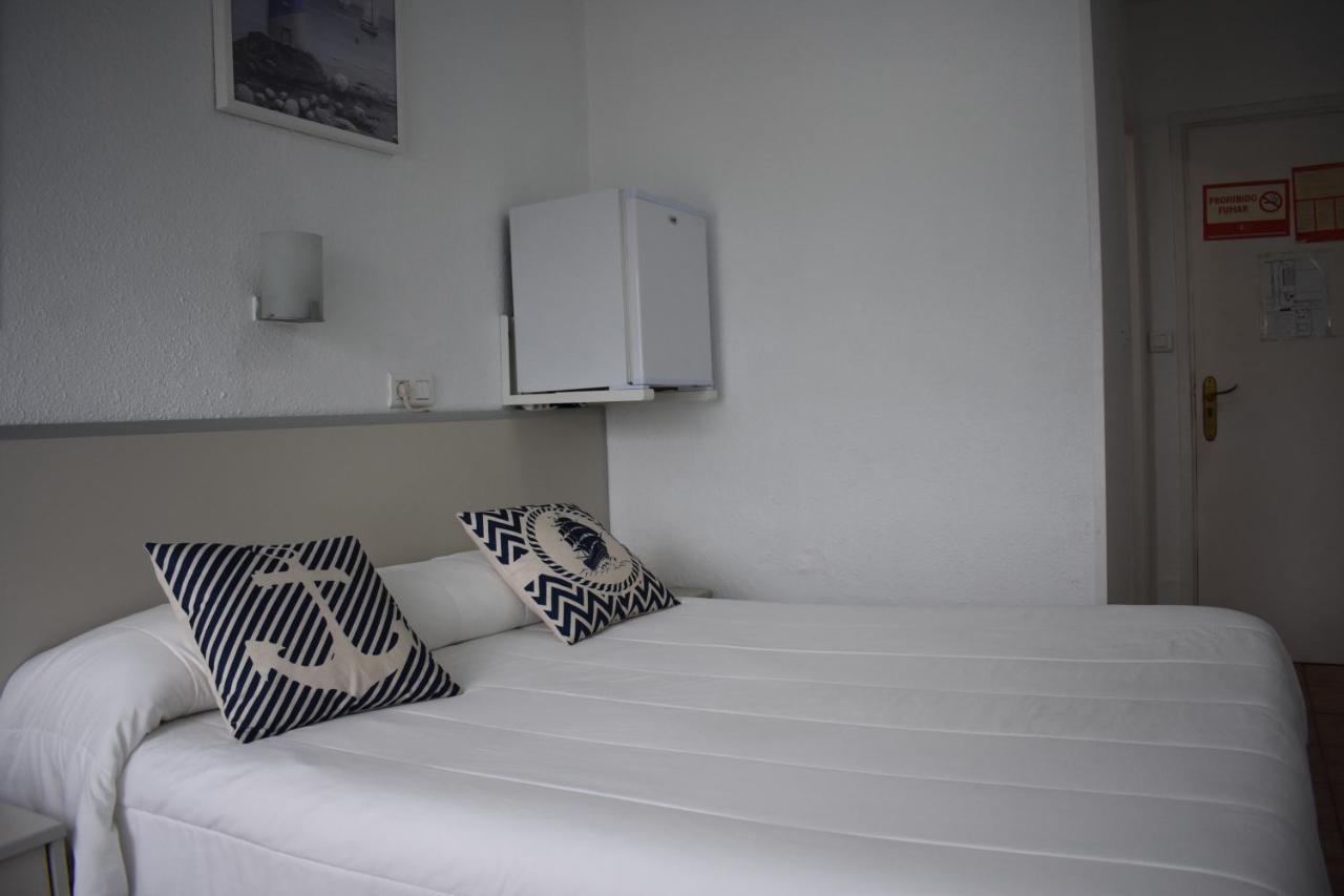 Double or Twin Room,1027837969:JPEG