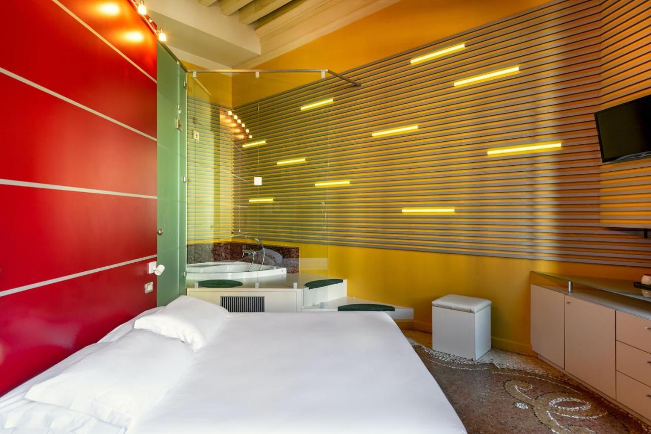 Deluxe Double Room Spa Bath