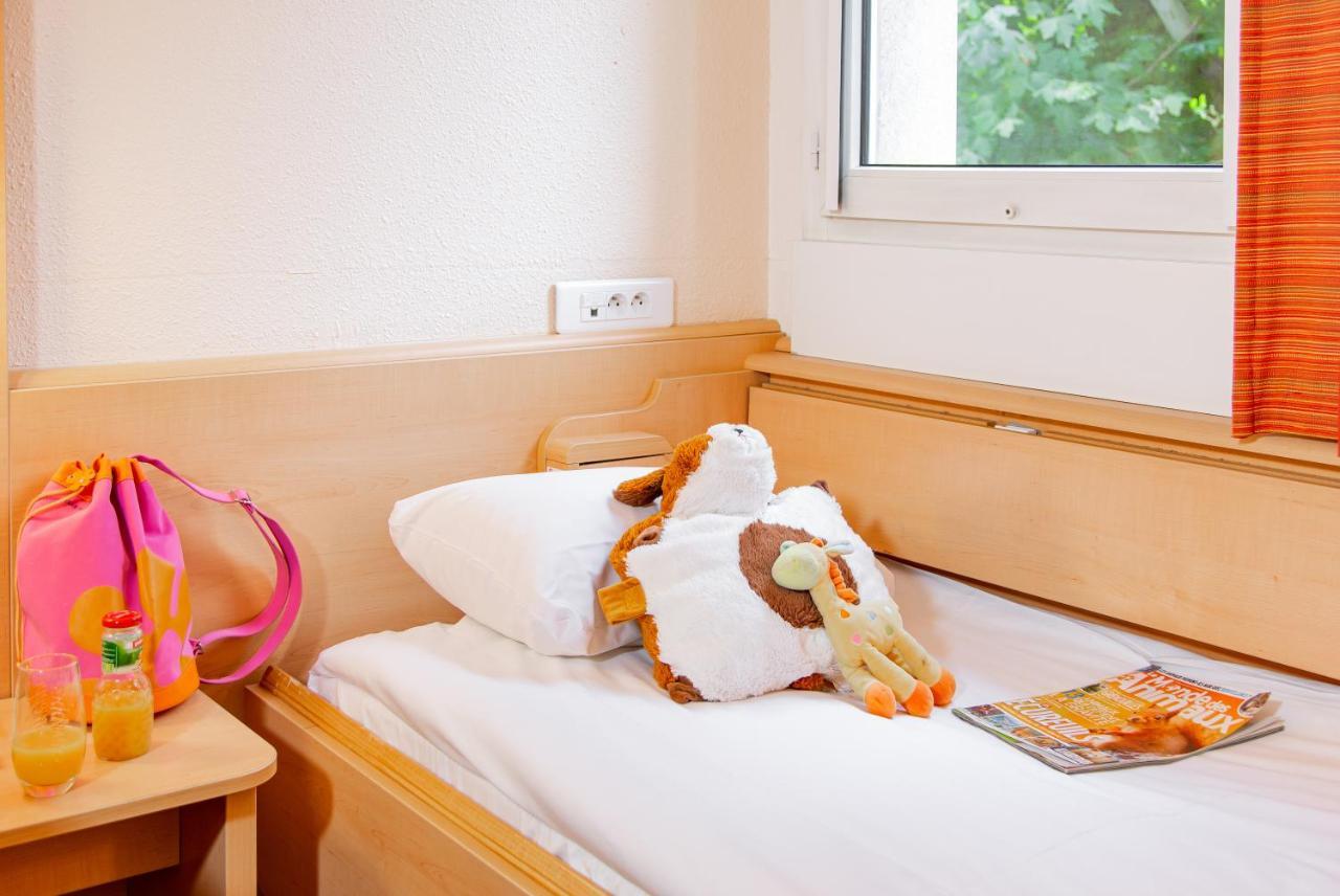 Double Room Extra Bed,1022368102:JPEG