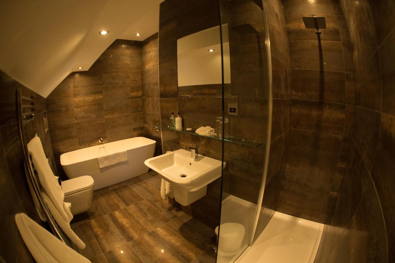 Double Room Private Bathroom