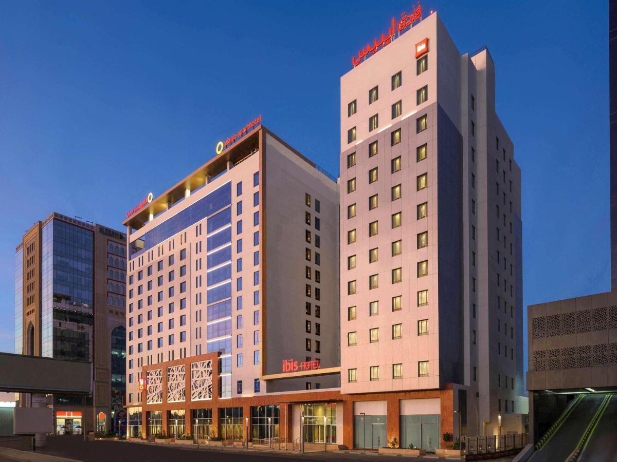 Ibis Studio