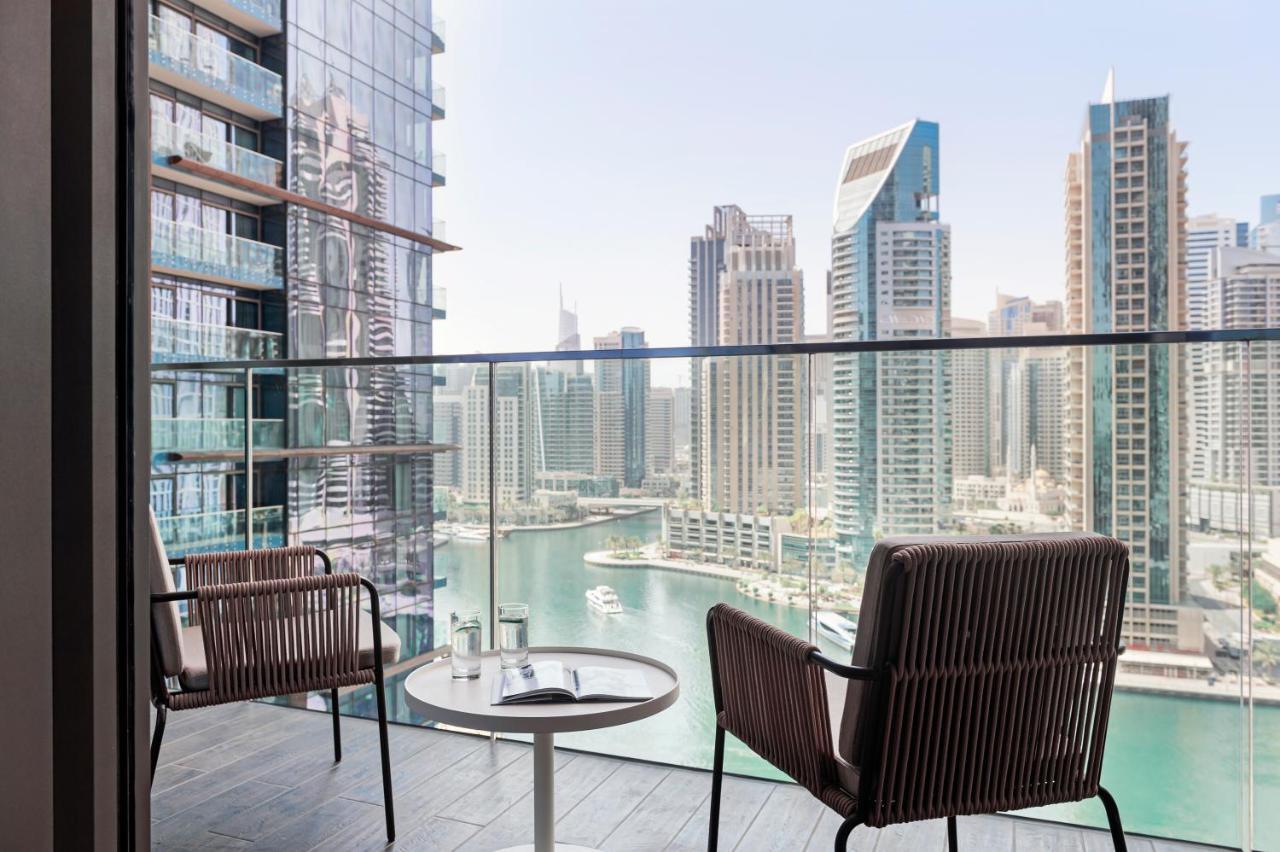 Premium Three Bedroom Suite Balcony & Marina View