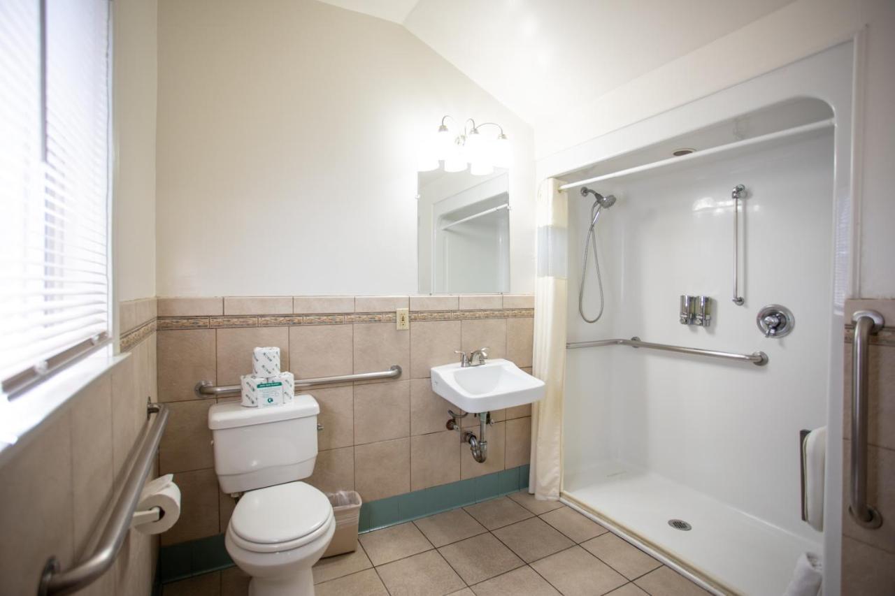 ADA Queen Room