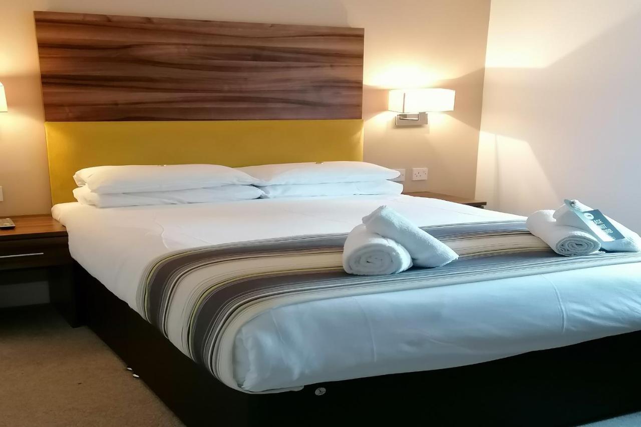 Quarto Duplo com Casa de Banho Privativa